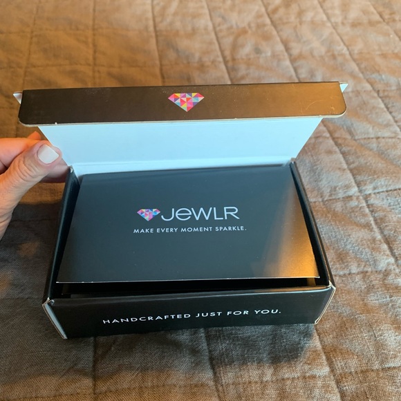 CLEARANCE Jewlr Duchess promise Ring Genuine 925 Sterling Silver 5 Zirconia NWOT - Picture 11 of 13